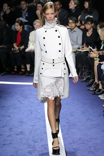 Look 57